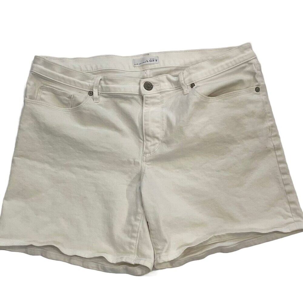LOFT Cotton White Relaxed Skinny Fit Mid Rise Denim Stretch Shorts, Size 12